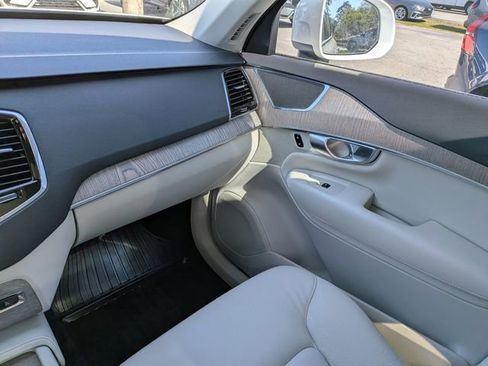 Certified 2023 Volvo XC90 B6 Plus w/ Protection Package Premier AWD/4WD image 23