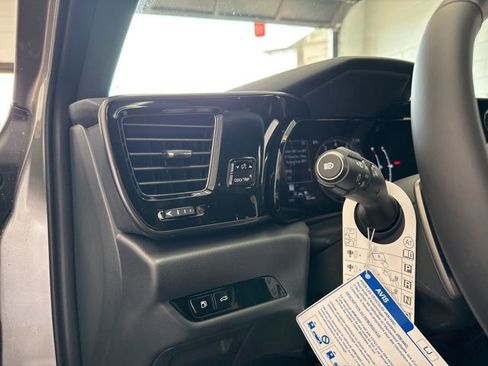 New 2026 Lexus NX 350 AWD image 36