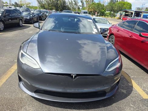 Used 2021 Tesla Model S Plaid AWD/4WD image 2