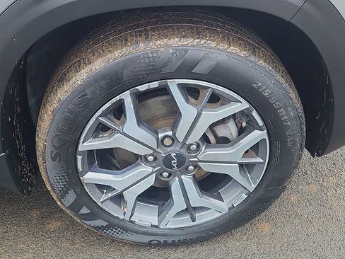 Used 2022 Kia Seltos EX image 10