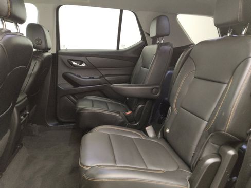 Used 2019 Chevrolet Traverse LT image 18
