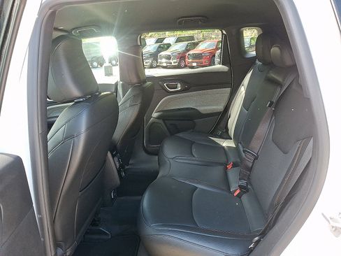Certified 2023 Jeep Compass Latitude AWD/4WD image 11