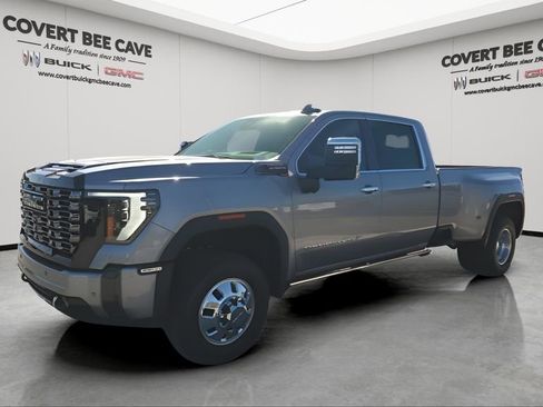New 2026 GMC Sierra 3500 Denali Ultimate image 3