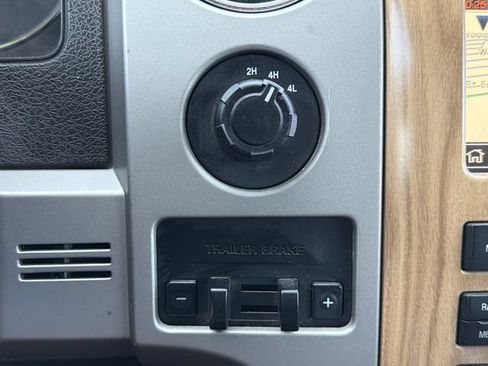 Used 2011 Ford F150 Lariat w/ Lariat Plus Pkg AWD/4WD image 15