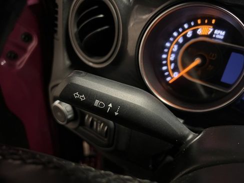 Used 2021 Jeep Wrangler Unlimited Sport image 29