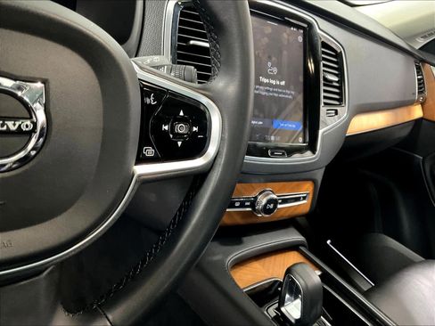 Used 2023 Volvo XC90 B6 Plus w/ Protection Package image 25