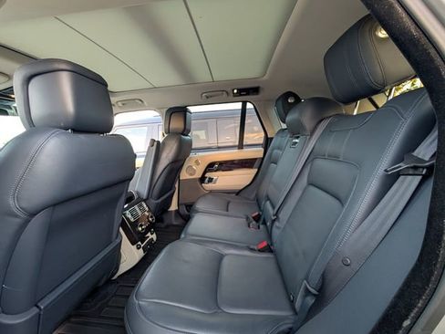 Used 2019 Land Rover Range Rover HSE AWD/4WD image 6