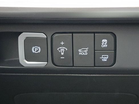 Used 2025 Hyundai Santa Fe XRT image 17