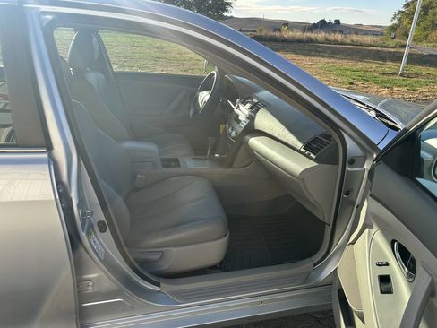 Used 2009 Toyota Camry LE image 13