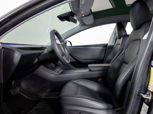 Used 2024 Tesla Model 3 Long Range RWD image 14