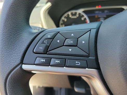 Used 2025 Nissan Altima 2.5 SV FWD image 16
