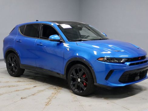 Used 2024 Dodge Hornet R/T Plus w/ Track Pack AWD/4WD image 1