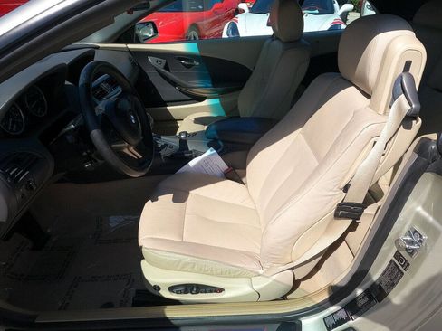 Used 2004 BMW 645Ci Convertible image 12