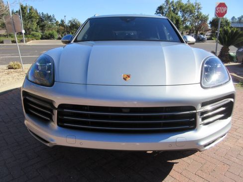 Used 2023 Porsche Cayenne image 81