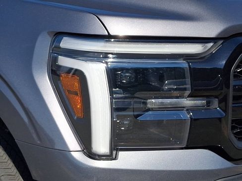 Used 2024 Ford F150 Lariat w/ Bed Utility Package AWD/4WD image 9