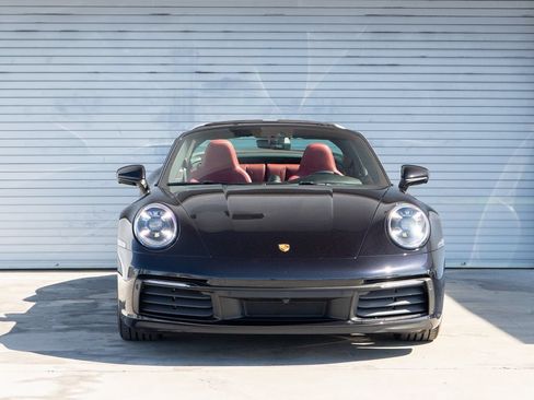 Certified 2024 Porsche 911 Targa 4S AWD/4WD image 11