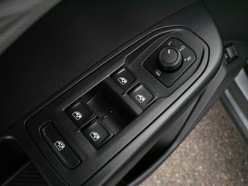 Certified 2024 Volkswagen Taos S AWD/4WD image 19