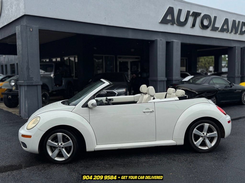 Used 2007 Volkswagen Beetle Triple White Edition FWD image 2