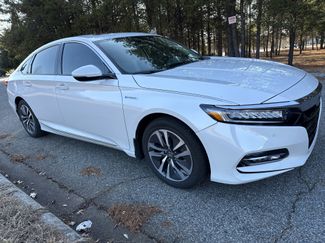 Used 2019 Honda Accord Touring video 2