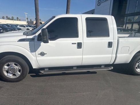 Used 2011 Ford F250 XLT w/ XLT Interior Pkg image 8