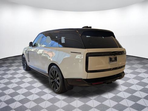New 2026 Land Rover Range Rover Long Wheelbase SE AWD/4WD image 6