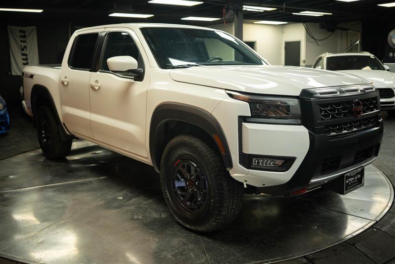 Used 2026 Nissan Frontier PRO-4X AWD/4WD image 5