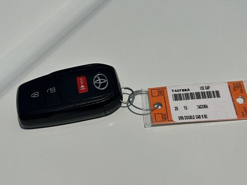 Certified 2025 Toyota Tacoma SR5 RWD image 36