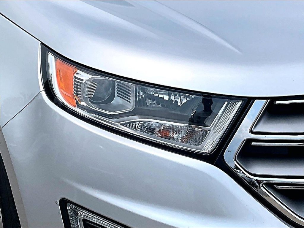 Used 2016 Ford Edge SEL w/ Class II Trailer Tow Package AWD/4WD image 34