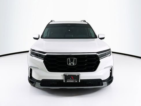 Used 2024 Honda Pilot Elite image 2