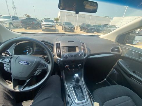 Used 2017 Ford Edge SE AWD/4WD image 11