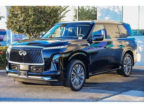 New 2026 INFINITI QX80 Luxe w/ Cargo Package image 3