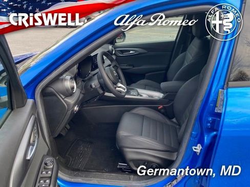 Used 2024 Alfa Romeo Tonale Ti w/ Active Assist Package image 19