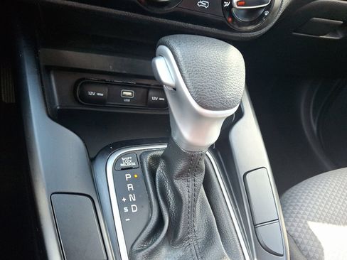 Used 2023 Kia Soul LX image 14