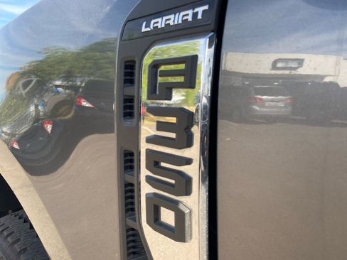 New 2025 Ford F350 Lariat w/ Lariat Ultimate Package image 23
