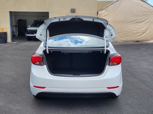 Used 2016 Hyundai Elantra SE FWD image 13