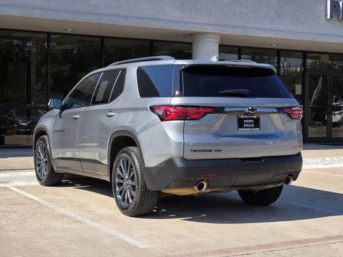 Used 2023 Chevrolet Traverse RS image 8