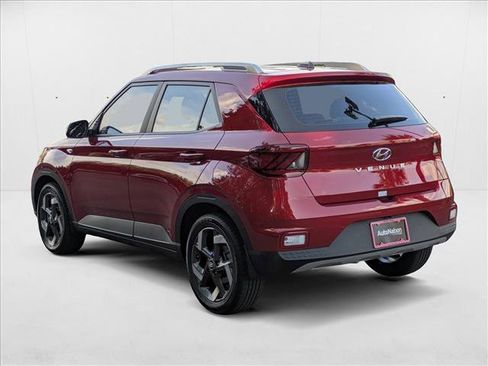 New 2025 Hyundai Venue Limited image 7
