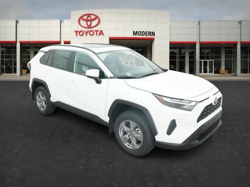 New 2025 Toyota RAV4 XLE image 29