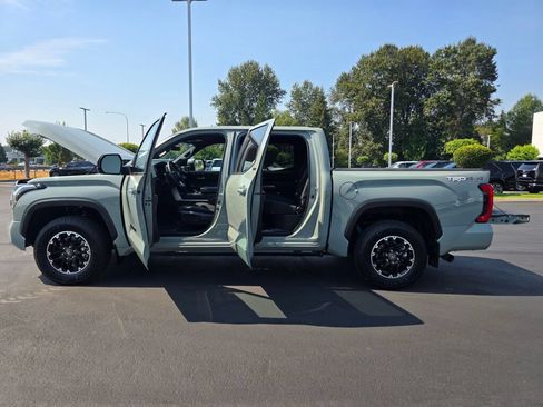 Used 2025 Toyota Tundra SR5 w/ TRD Off-Road Package AWD/4WD image 12