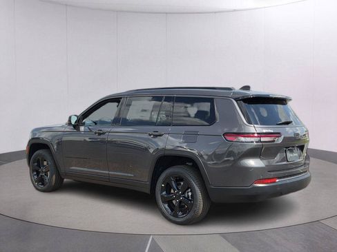 New 2026 Jeep Grand Cherokee L Limited w/ Limited Altitude Package RWD image 7