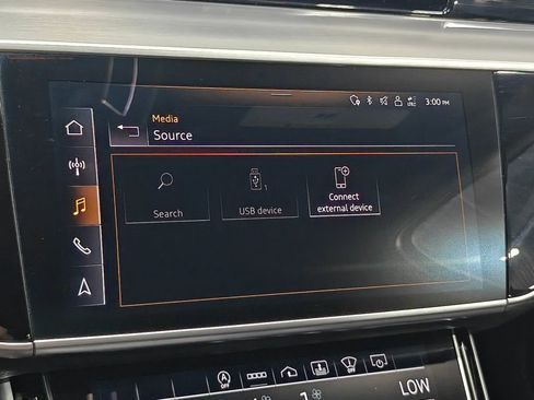 Used 2021 Audi A8 L 3.0T w/ Executive Plus Package image 46