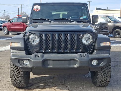 Used 2022 Jeep Wrangler Unlimited Sport image 3