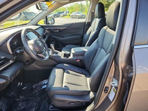 Used 2024 Subaru Outback Limited AWD/4WD image 13