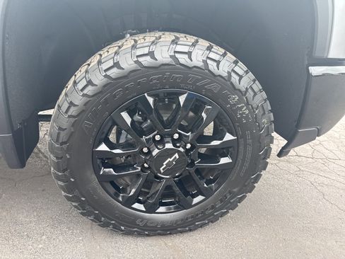 New 2026 Chevrolet Silverado 2500 LT w/ Trail Boss Package image 5