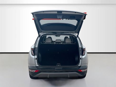 Used 2024 Hyundai Tucson Limited image 28