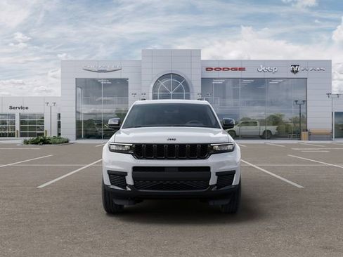 New 2025 Jeep Grand Cherokee L Altitude AWD/4WD image 6