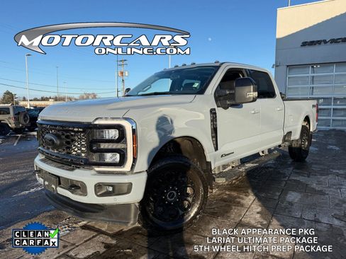 Used 2025 Ford F250 Lariat w/ Black Appearance Package image 1