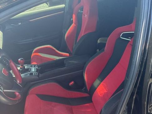 Used 2018 Honda Civic Type R image 15