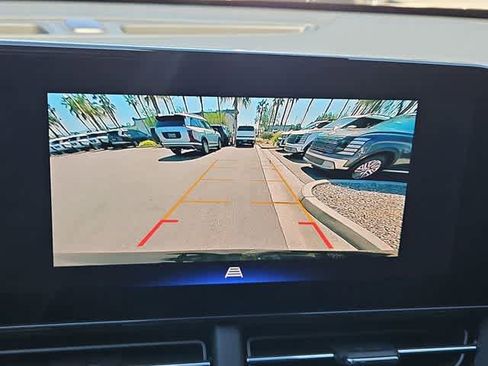 Used 2025 Chevrolet Trax RS w/ Sunroof Package image 28