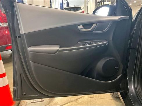Used 2019 Hyundai Kona Ultimate AWD/4WD image 23